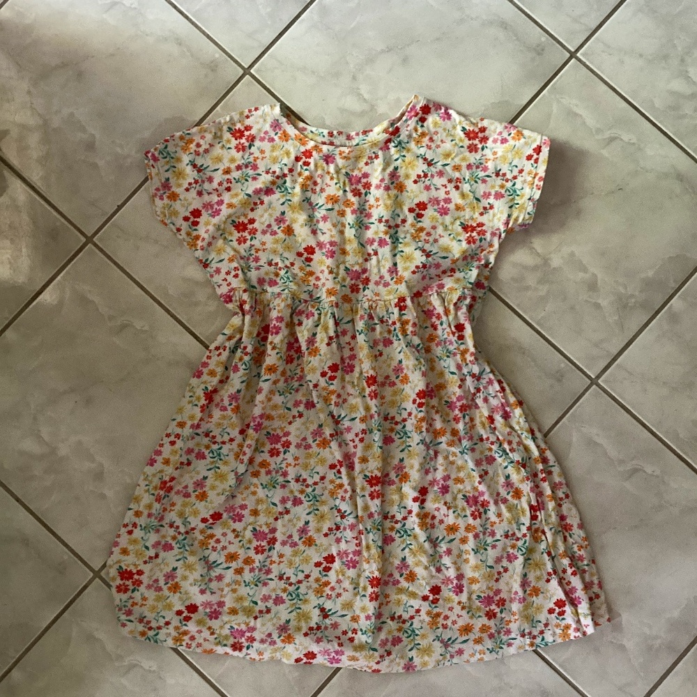 Old navy flower dress